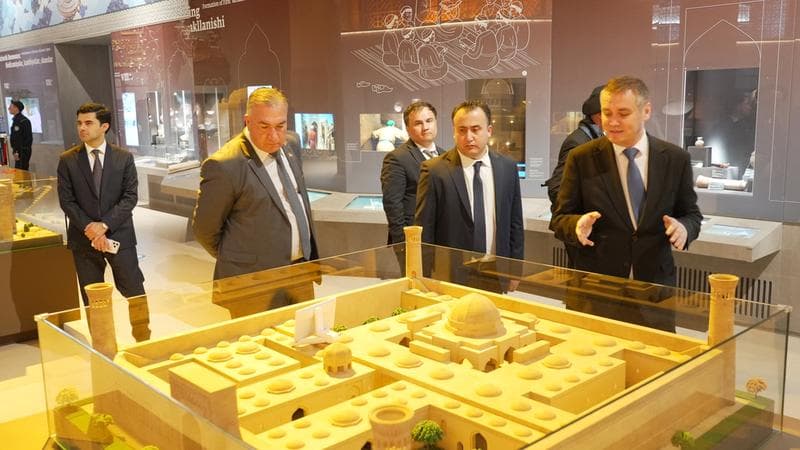 The Tajikfilm delegation at the Islamic Civilization Center: “Only great individuals can create such a rare masterpiece”