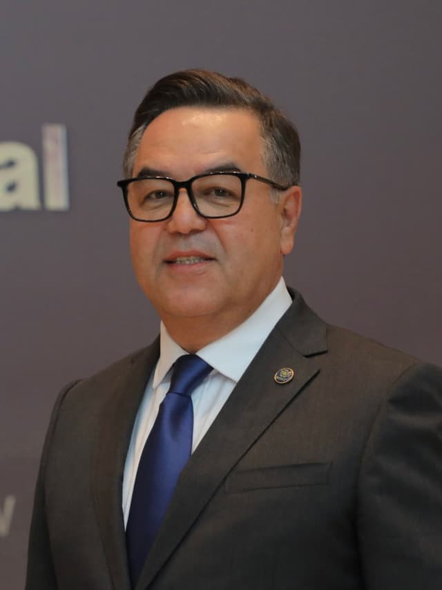 Firdavs Fridunovich Abduxoliqov