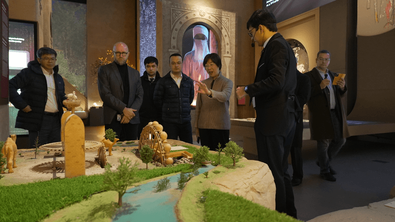 Important Visit: AIIB President Zou Jiayi at the Islamic Civilization Center in Uzbekistan