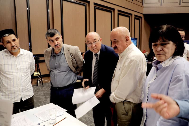 Over 200 Research Contracts Signed with Scholars at the Center of Islamic Civilization