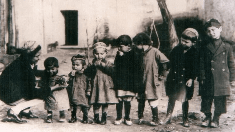 When they couldn’t leave their neighborhood… Uzbek girls who set out for Germany