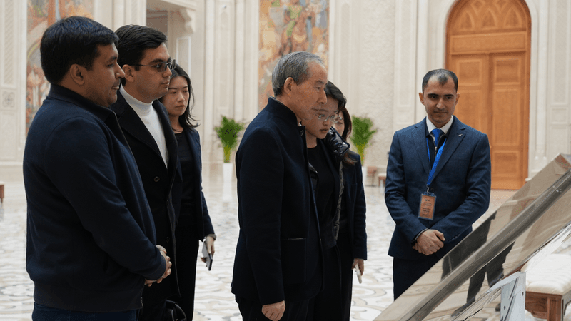 “A unique information space” — the Assessment of Chinese Cultural Figures