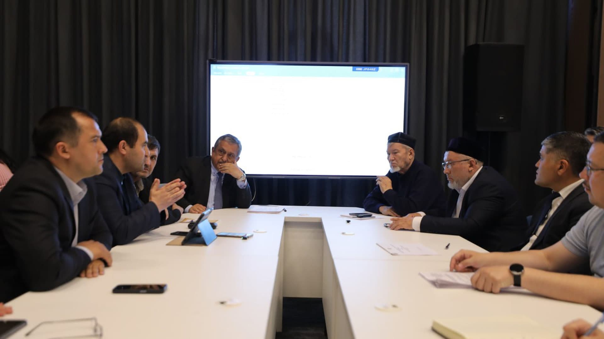 Issues related to the further enhancement of the concept for the Quran Hall were discussed