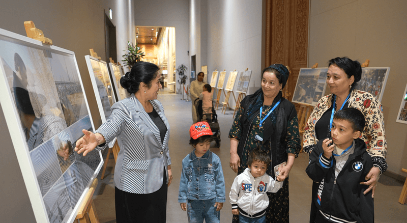 35 years of progress reflected in a photo exhibition