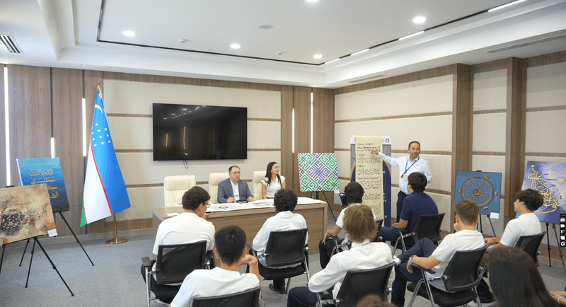 From ancient letters to modern dialogue: MGIMO youth at the School of Calligraphy