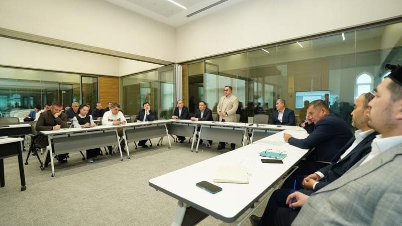 The concept of an international presentation at the United Nations was discussed