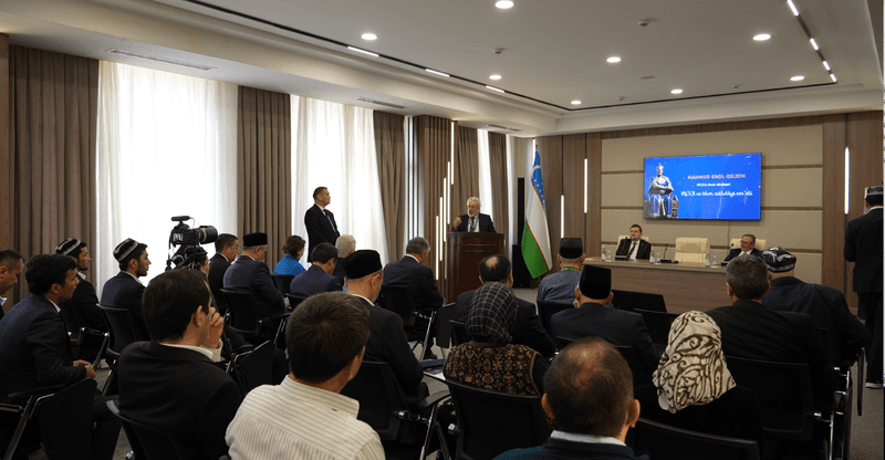 A calligraphy school has been established at the Islamic Civilization Center in Uzbekistan