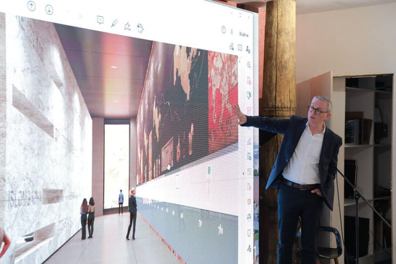 The Magnificent Robe of Bibi Khanum Presented in France Will Be Part of the IAC Exhibition