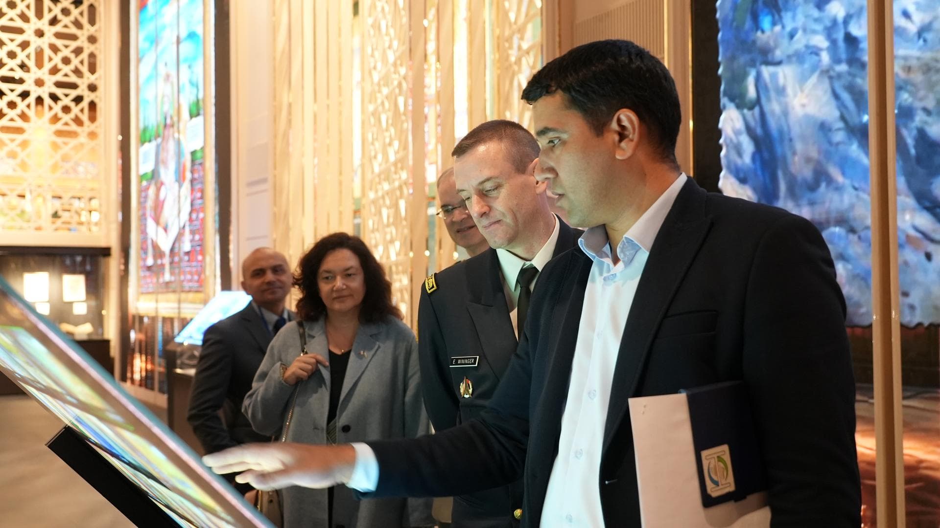 The French director highly praised the Islamic Civilization Center
