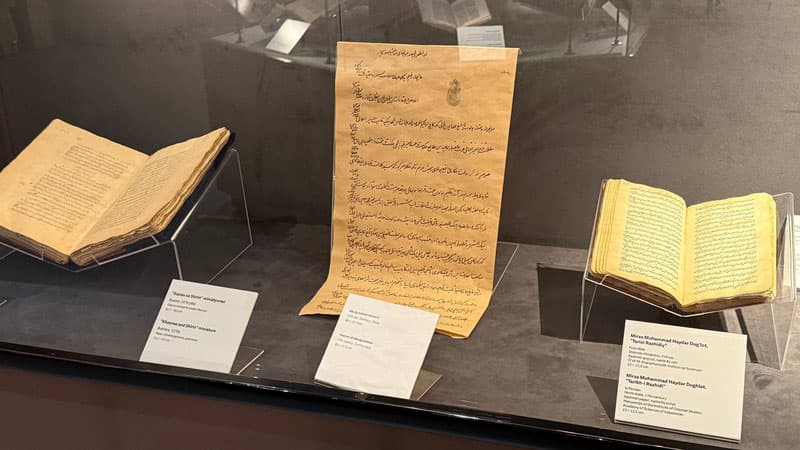 How was a copy of the historical decree of Abulgazi Bahadur Khan of Khiva returned to Uzbekistan from Iran?